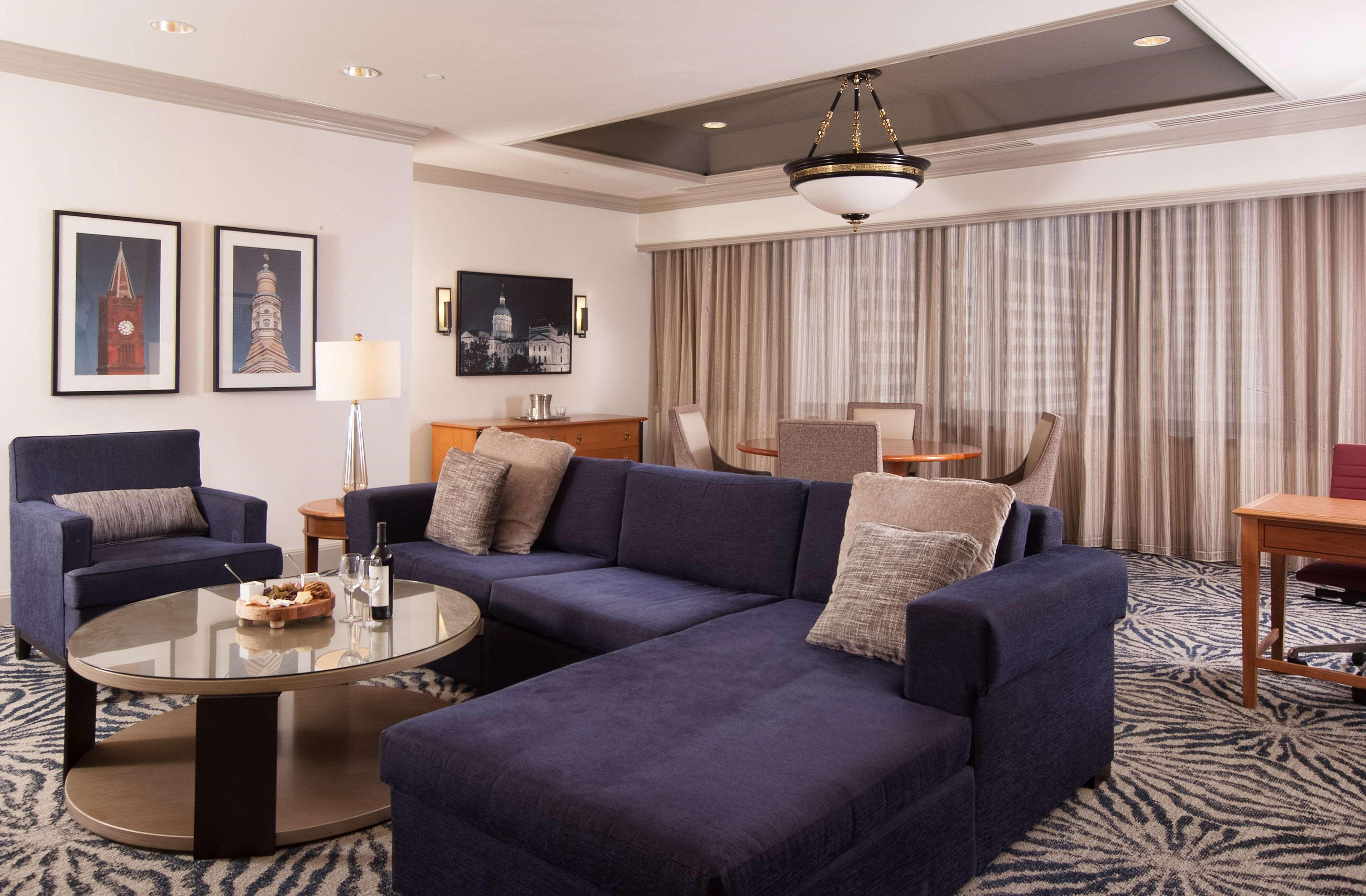 Hilton Indianapolis Hotel & Suites Εξωτερικό φωτογραφία