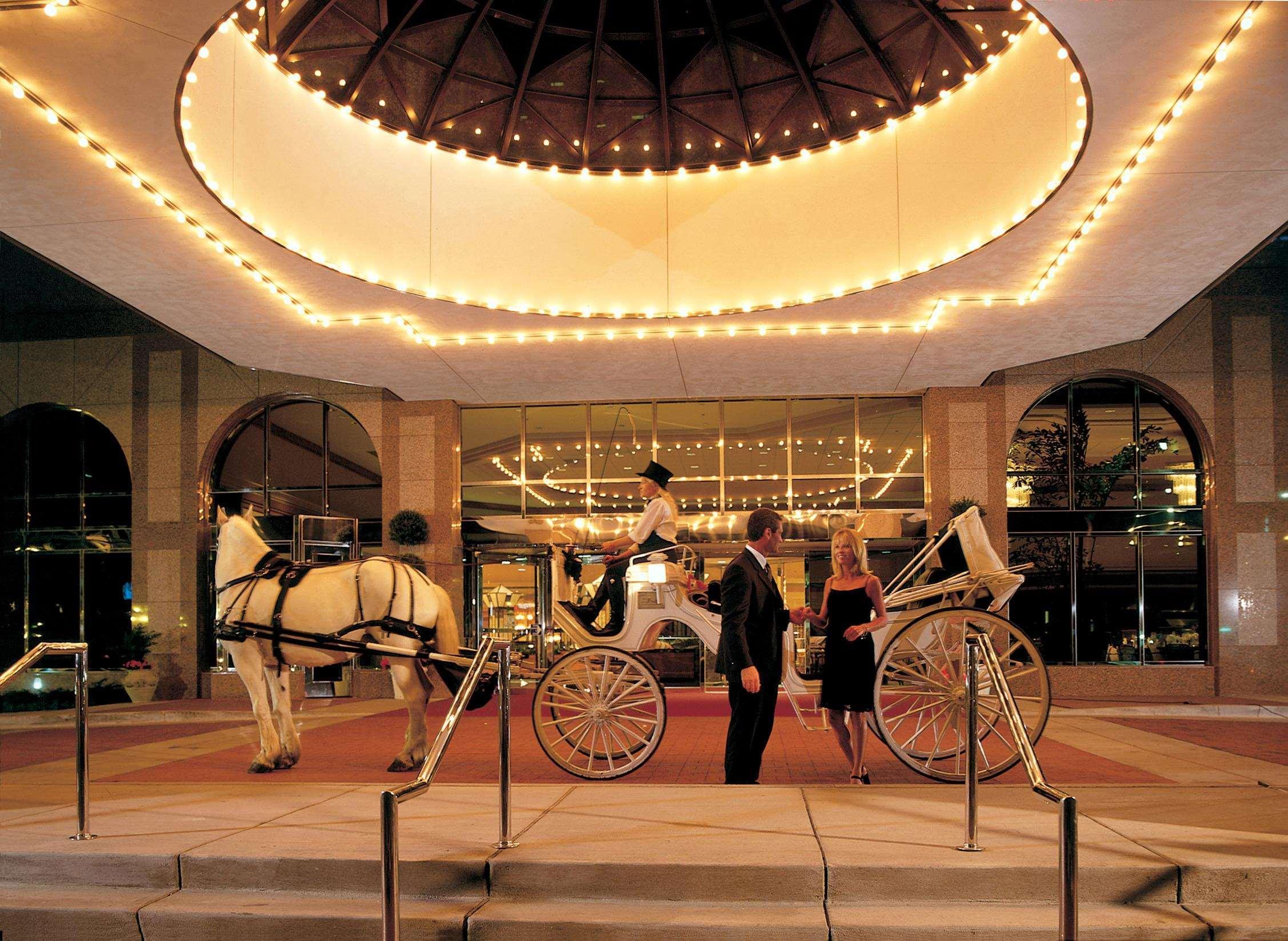Hilton Indianapolis Hotel & Suites Εξωτερικό φωτογραφία