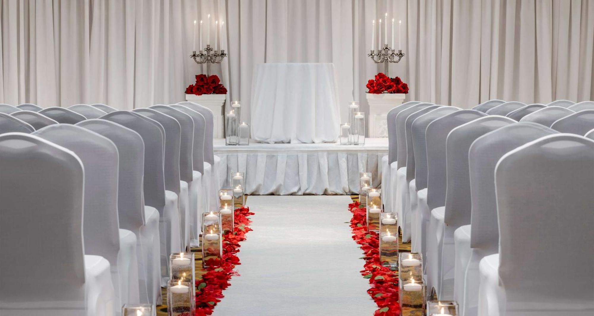 Hilton Indianapolis Hotel & Suites Εξωτερικό φωτογραφία