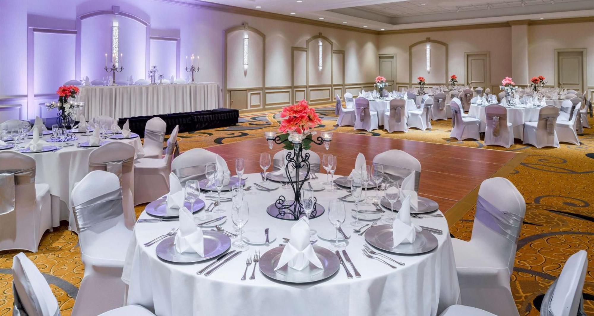 Hilton Indianapolis Hotel & Suites Εξωτερικό φωτογραφία