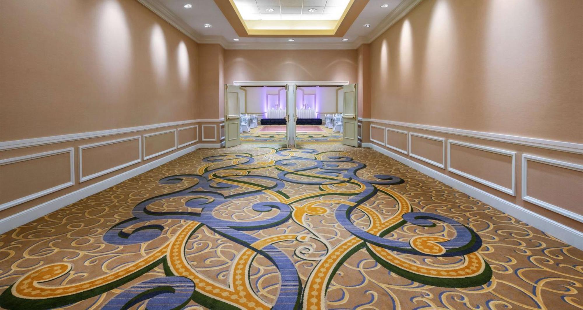 Hilton Indianapolis Hotel & Suites Εξωτερικό φωτογραφία