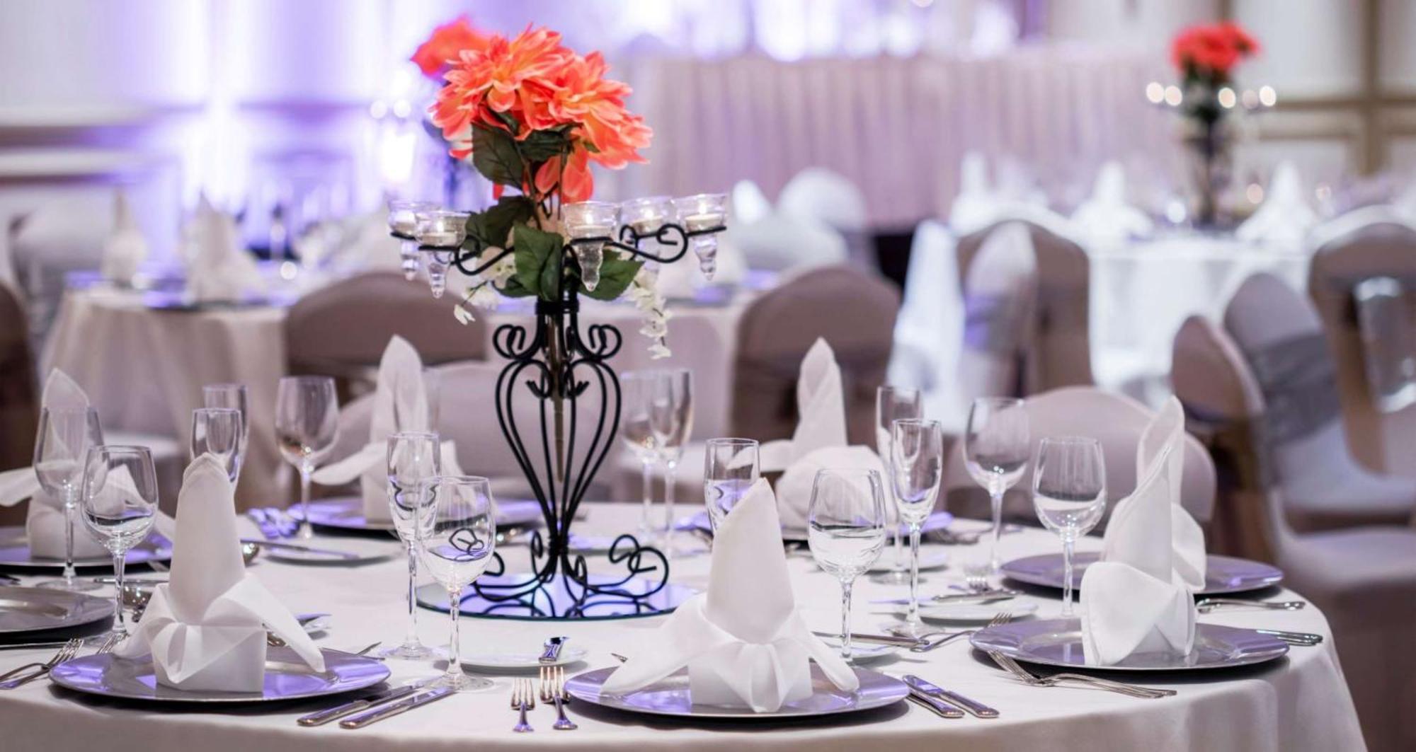 Hilton Indianapolis Hotel & Suites Εξωτερικό φωτογραφία